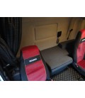 Ciągnik siodłowy marki SCANIA R420 
