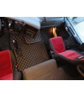 Ciągnik siodłowy marki SCANIA R420 