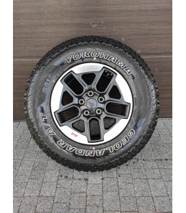 Felgi Jeep Wrangler Unlimited JL 17'' x 7.5'' z oponami Yokohama